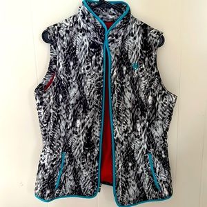 Ariat puffer vest black and grey